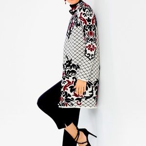 Chico’s Contrast Scroll Cardigan Chico’s size (1) Regular size M